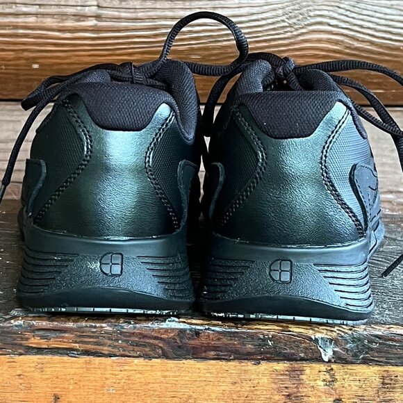 Men's Shoes for Crews Black Slip & Oil Resistant Sneakers, Size USA 9 - Picture 4 of 10